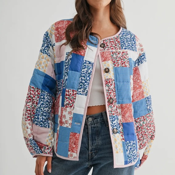 NEW WITH TAGS Camellia Patchwork Floral Women's Jacket - Picture 2 of 4